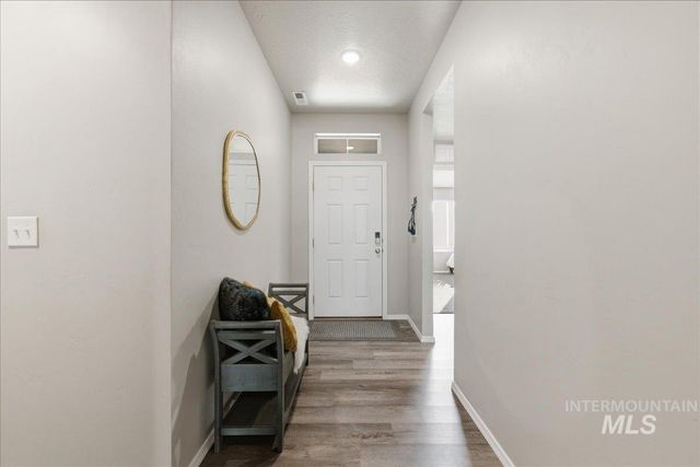 17627 N Helmer Ave, Nampa, ID 83687