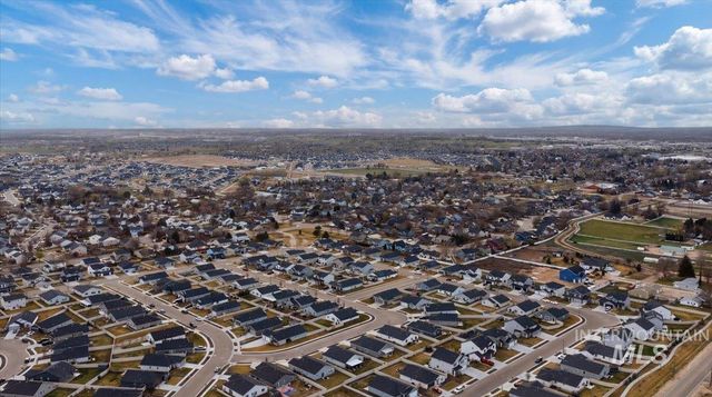 17627 N Helmer Ave, Nampa, ID 83687