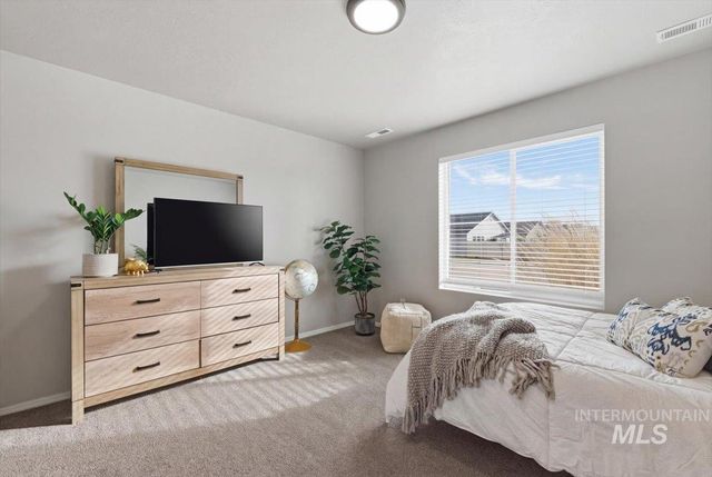 17627 N Helmer Ave, Nampa, ID 83687