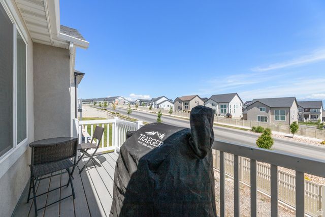 932 N OLSON DR, Saratoga Springs, UT 84045