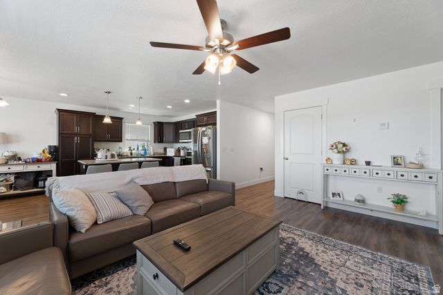 932 N OLSON DR, Saratoga Springs, UT 84045