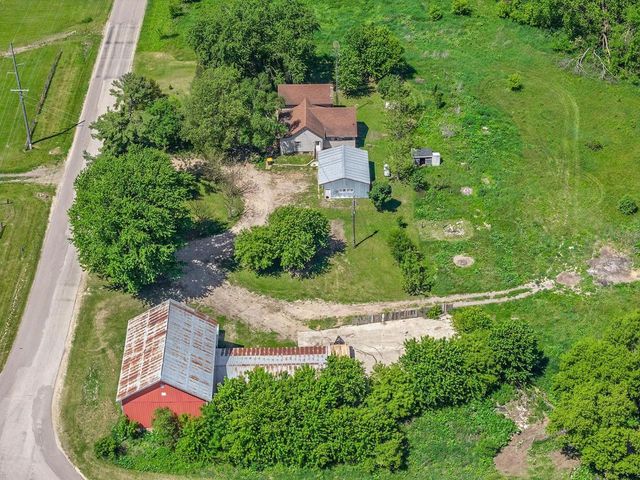 E7084 Ski Hill Road, Reedsburg, WI 53959
