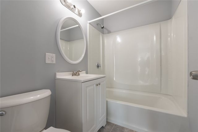 49 hollis Street, Providence, RI 02907