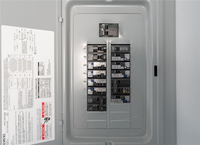 49 hollis Street, Providence, RI 02907