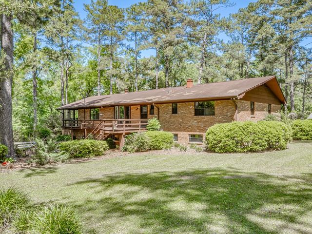 6754 Circle J Drive, Tallahassee, FL 32312