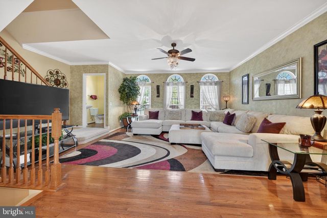 8465 KIRBY LIONSDALE DR, Lorton, VA 22079