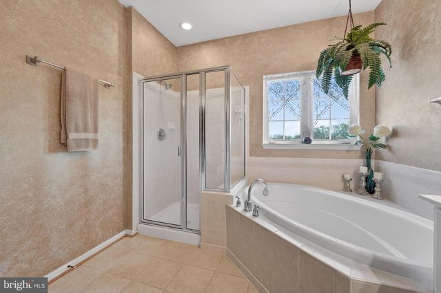 8465 KIRBY LIONSDALE DR, Lorton, VA 22079