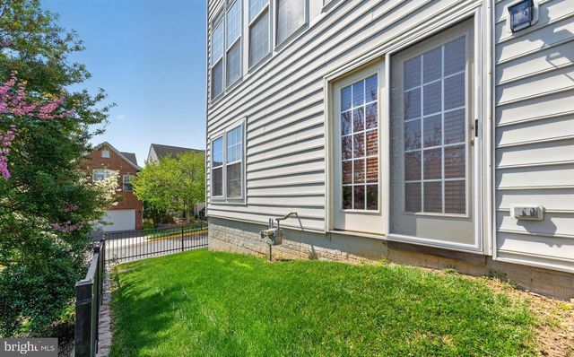 8465 KIRBY LIONSDALE DR, Lorton, VA 22079