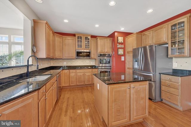 8465 KIRBY LIONSDALE DR, Lorton, VA 22079