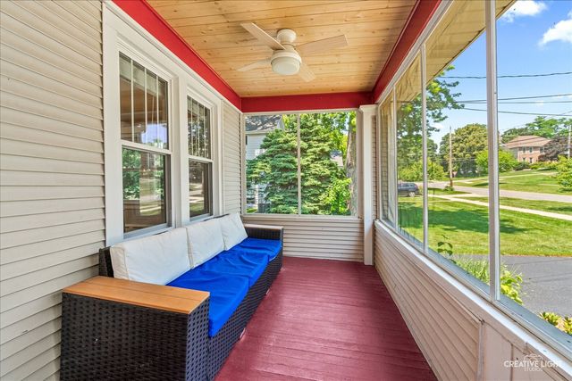 508 Newton Avenue, Glen Ellyn, IL 60137