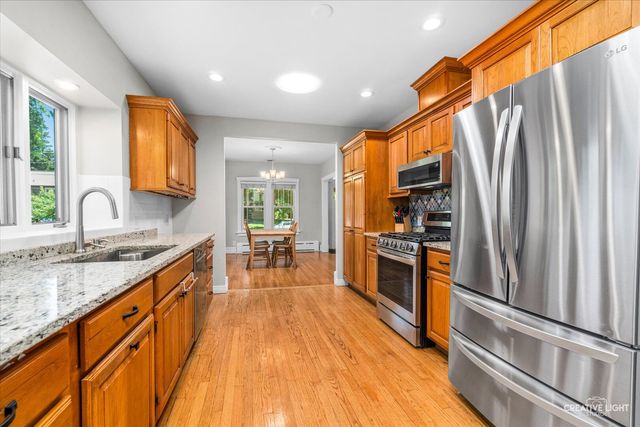 508 Newton Avenue, Glen Ellyn, IL 60137