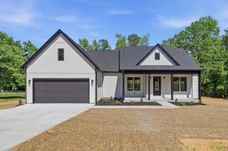 147 Bridwell Road, Woodruff, SC 29388