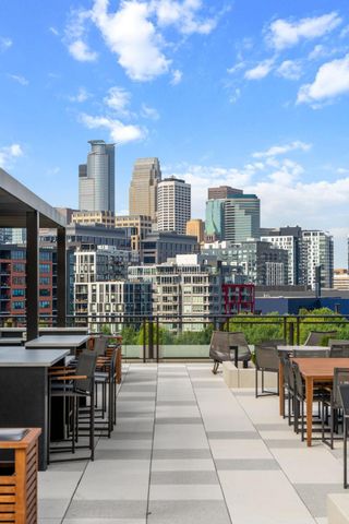 1111 W River Parkway 25A, Minneapolis, MN 55415