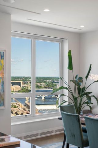 1111 W River Parkway 25A, Minneapolis, MN 55415