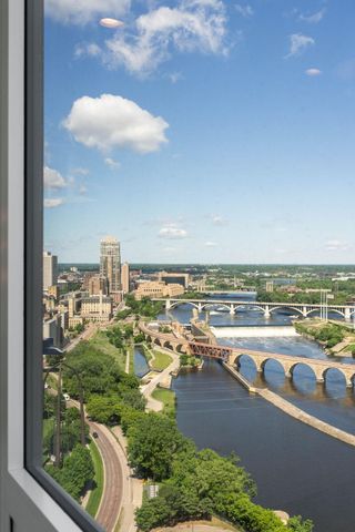 1111 W River Parkway 25A, Minneapolis, MN 55415
