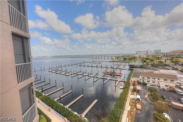 2090 W First ST 1009, Fort Myers, FL 33901