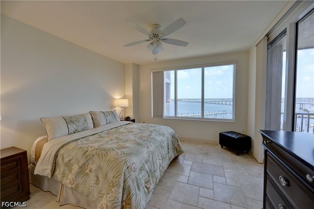 2090 W First ST 1009, Fort Myers, FL 33901