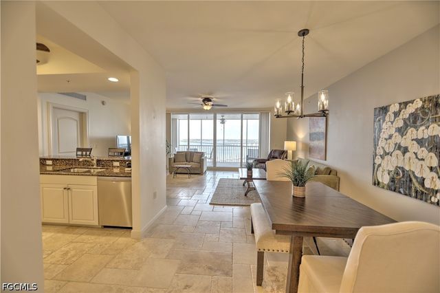 2090 W First ST 1009, Fort Myers, FL 33901