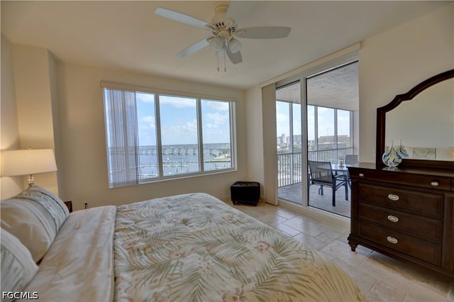 2090 W First ST 1009, Fort Myers, FL 33901