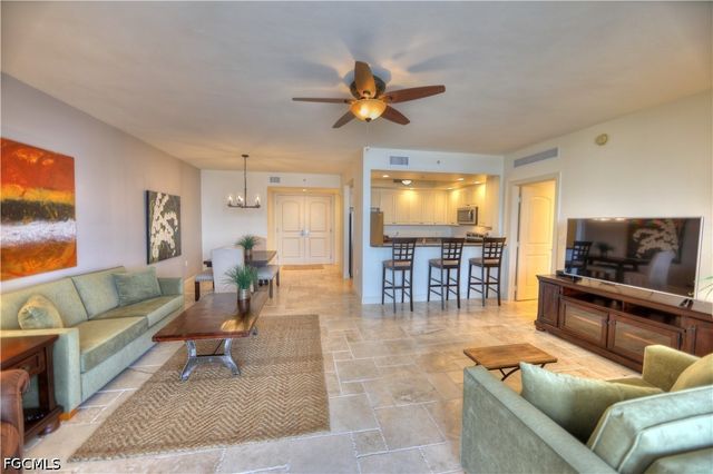 2090 W First ST 1009, Fort Myers, FL 33901