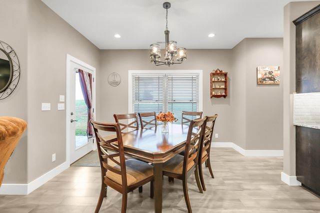 5804 STEEPLEGATE CT, Wardsville, MO 65101