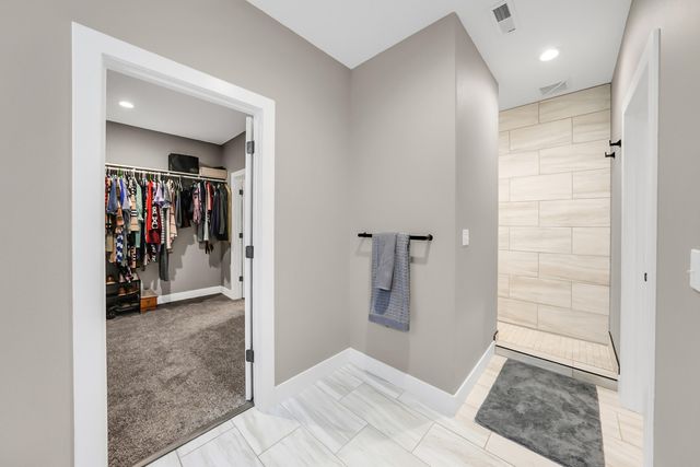 5804 STEEPLEGATE CT, Wardsville, MO 65101