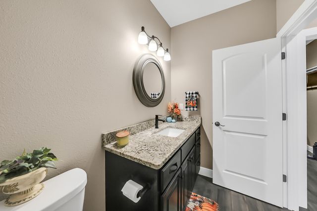 5804 STEEPLEGATE CT, Wardsville, MO 65101