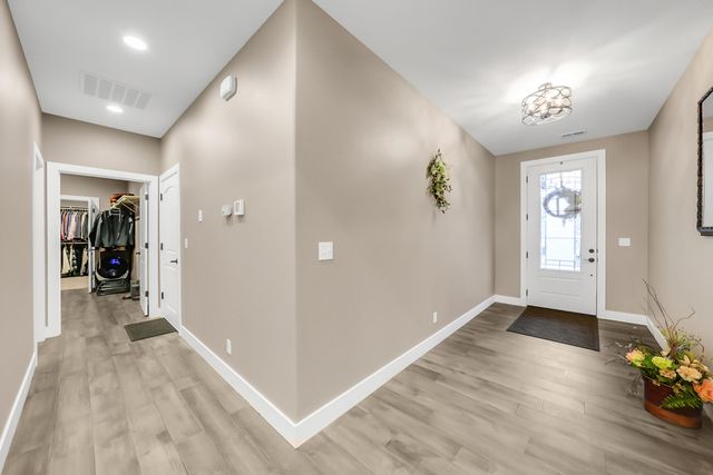 5804 STEEPLEGATE CT, Wardsville, MO 65101