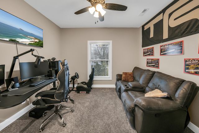 5804 STEEPLEGATE CT, Wardsville, MO 65101