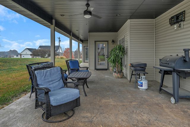 5804 STEEPLEGATE CT, Wardsville, MO 65101