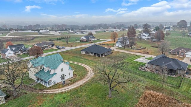 5804 STEEPLEGATE CT, Wardsville, MO 65101