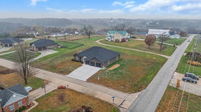 5804 STEEPLEGATE CT, Wardsville, MO 65101