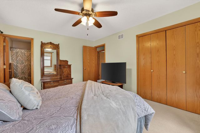 2826 Northern Slopes Lane NE, Rochester, MN 55906