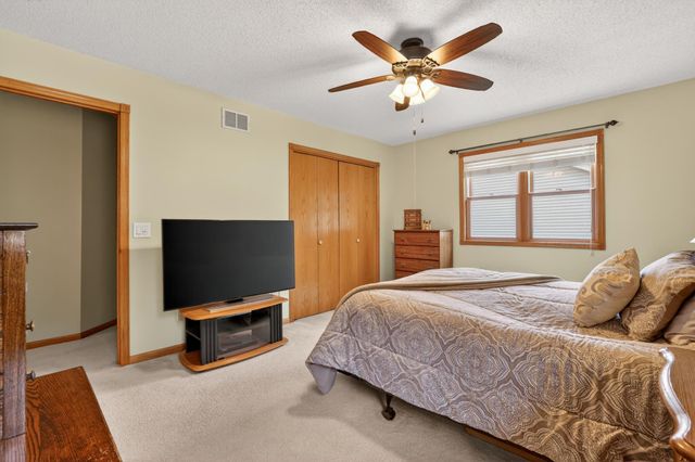 2826 Northern Slopes Lane NE, Rochester, MN 55906