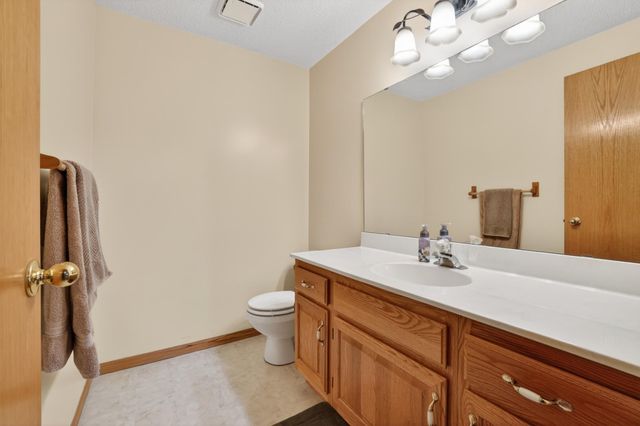 2826 Northern Slopes Lane NE, Rochester, MN 55906