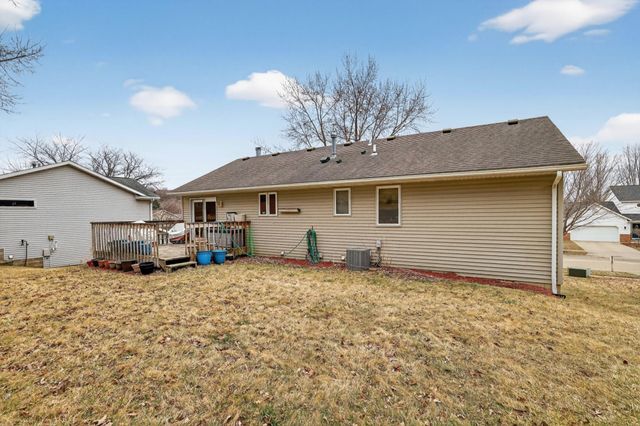 2826 Northern Slopes Lane NE, Rochester, MN 55906