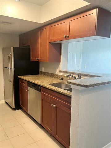 10200 GANDY BOULEVARD N 813, St Petersburg, FL 33702
