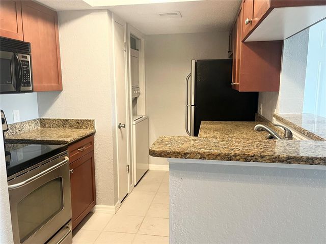 10200 GANDY BOULEVARD N 813, St Petersburg, FL 33702