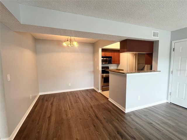 10200 GANDY BOULEVARD N 813, St Petersburg, FL 33702