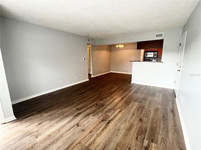 10200 GANDY BOULEVARD N 813, St Petersburg, FL 33702