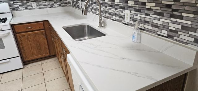 8331 Swiftwater Lane, Houston, TX 77075