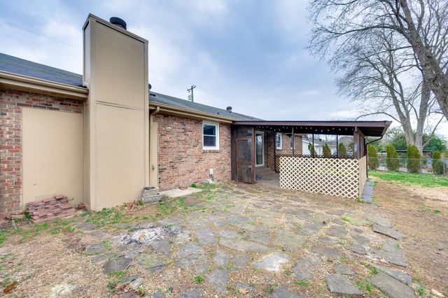 551 Bellevue Rd, N, Nashville, TN 37221