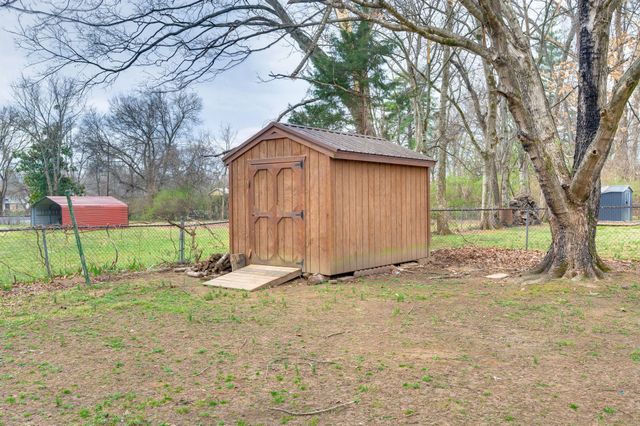 551 Bellevue Rd, N, Nashville, TN 37221