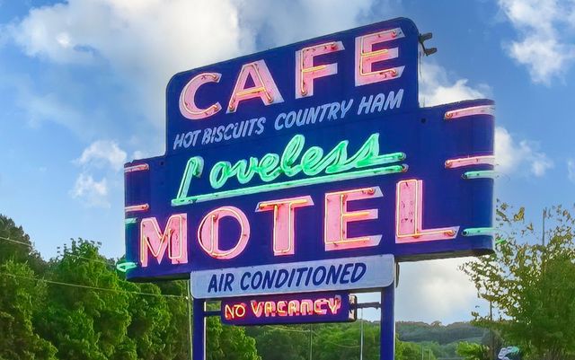 551 Bellevue Rd, N, Nashville, TN 37221