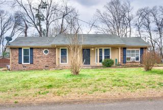 551 Bellevue Rd, N, Nashville, TN 37221