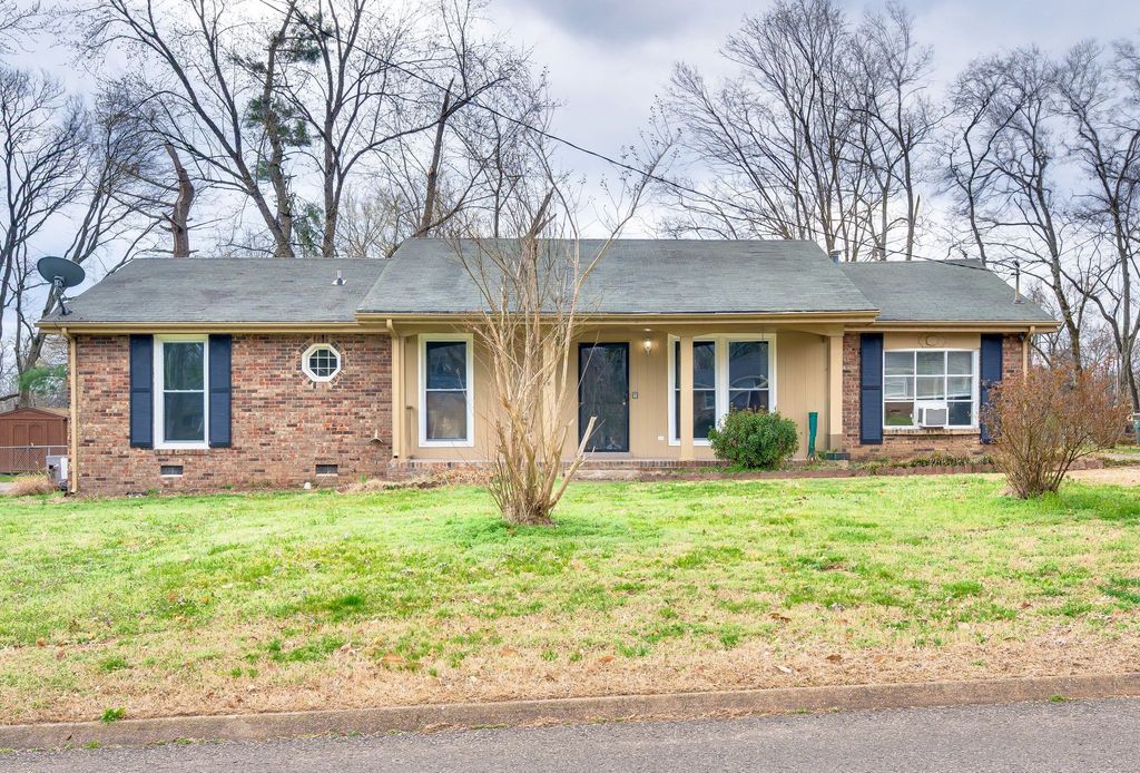 551 Bellevue Rd, N, Nashville, TN 37221