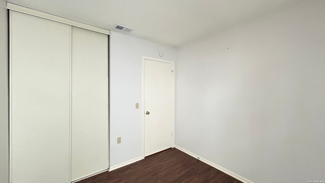 9633 IVY BEND ST, San Antonio, TX 78250