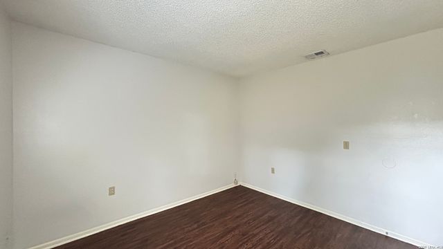9633 IVY BEND ST, San Antonio, TX 78250