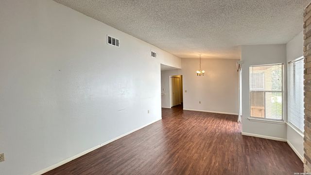 9633 IVY BEND ST, San Antonio, TX 78250