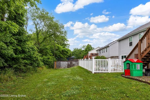 11400 Pebble Trace, Louisville, KY 40229